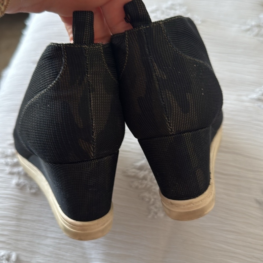 Linea Paolo camo print zip wedge booties sneakers size 9.5 - Picture 8 of 11